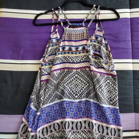 Summer Top - Picture 2 of 3